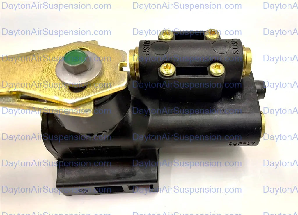 Hadley (LINK) Height Control Valve H01501UD Dayton Air Suspension