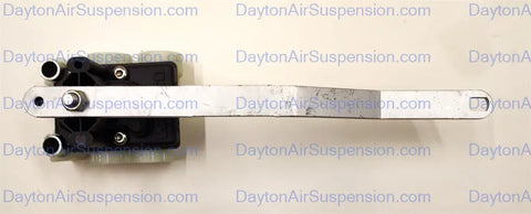Wabco Leveling and Height Control Valve - S464-008-011-0 Wabco