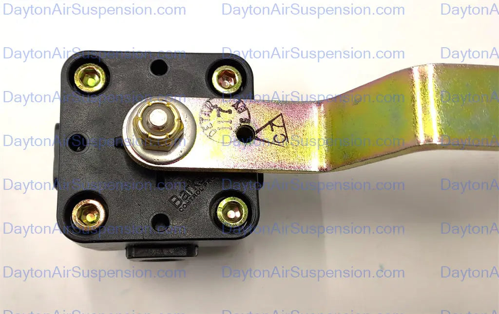 Hendrickson Height Control Valve - VS227 - Dayton Air Suspension