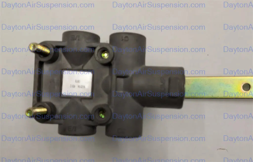 Hendrickson Height Control Valve - VS228 Hendrickson
