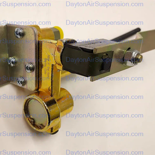 King of the Road Height Control Valve - 22062524 King of the Road