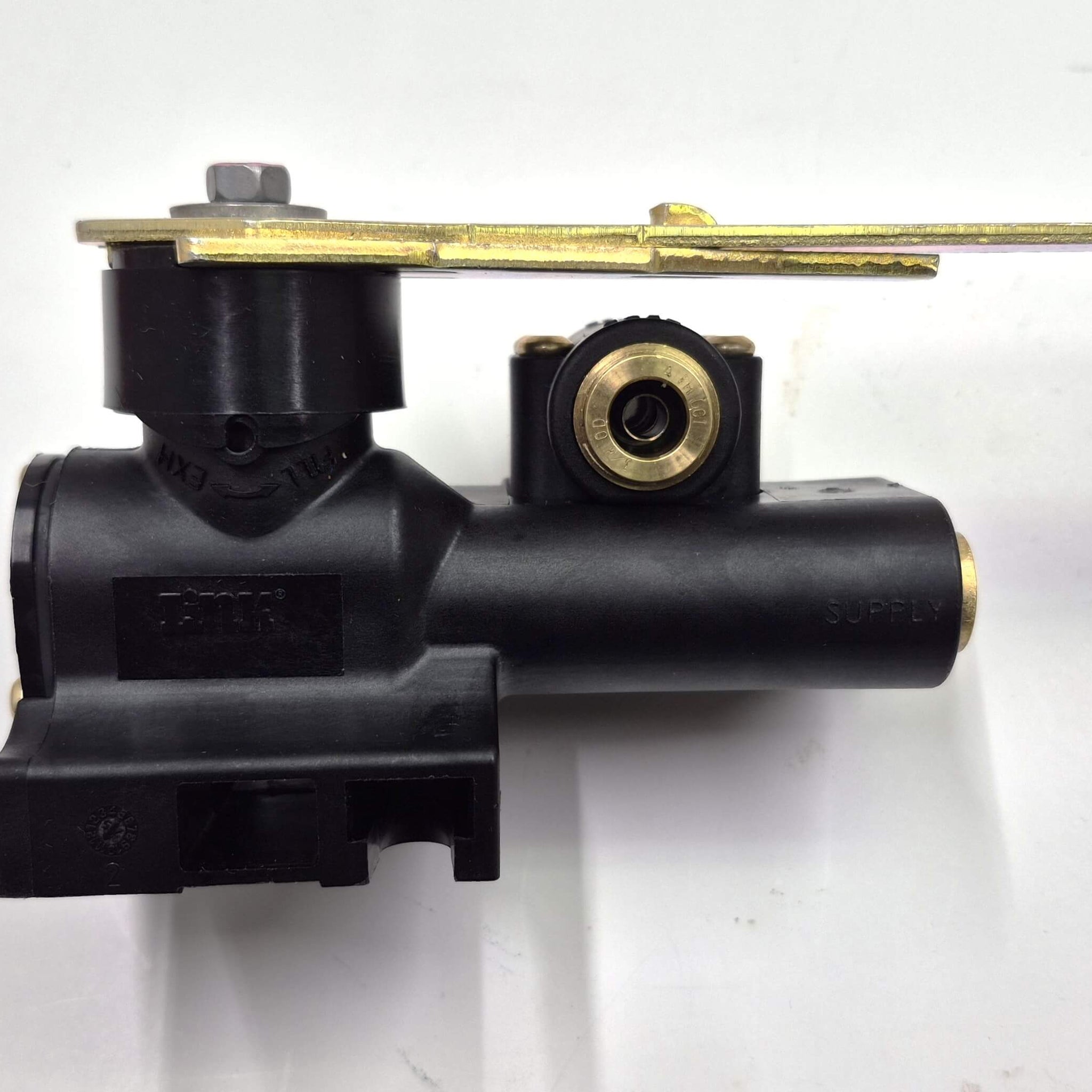 Hadley (LINK) Height Control Valve - H01502-K1
