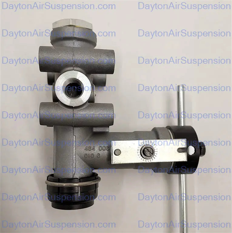 Wabco Leveling and Height Control Valve - S464-006-0030 Wabco