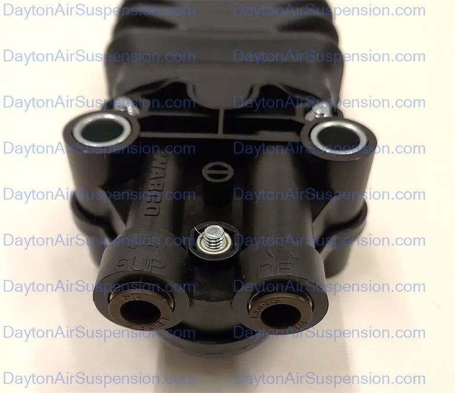 Wabco Leveling and Height Control Valve - S464-007-0040 Wabco