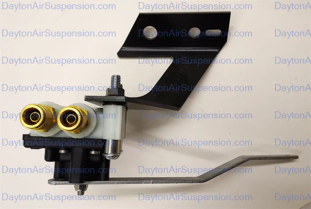 Wabco Leveling and Height Control Valve - S464-008-1150 Wabco