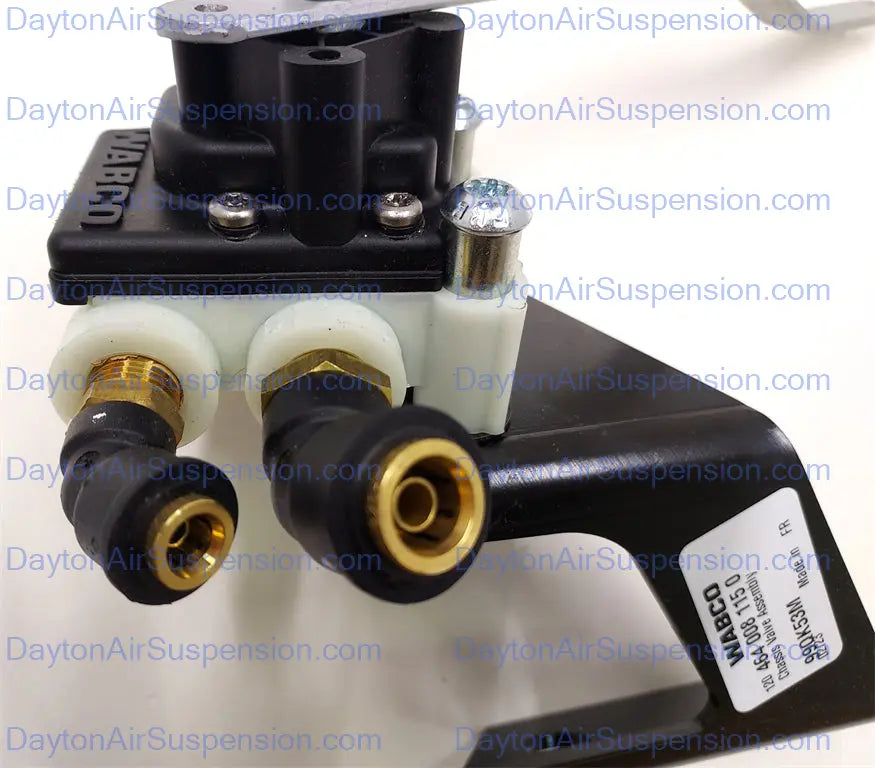 Wabco Leveling and Height Control Valve - S464-008-1150 Wabco